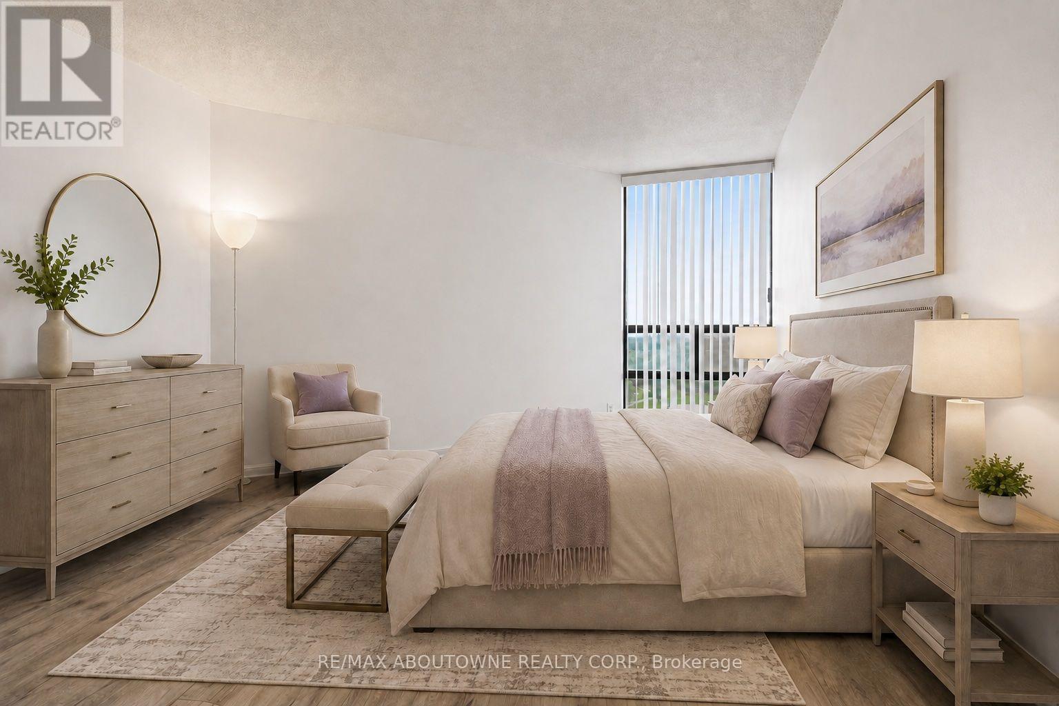 #901 45 KINGSBRIDGE GARDEN CIRCLE - Image 21