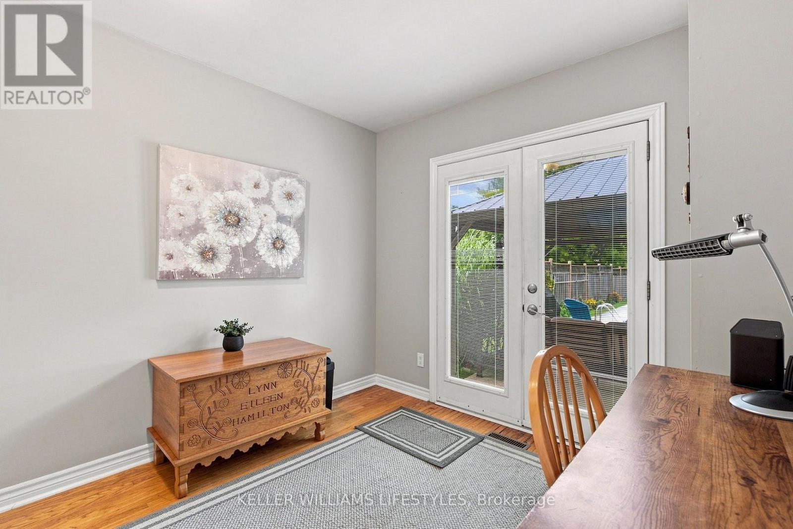 65 VILLENEUVE CRESCENT - Image 17