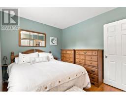 65 Villeneuve Crescent, London East, ON N5V1M7 Photo 14