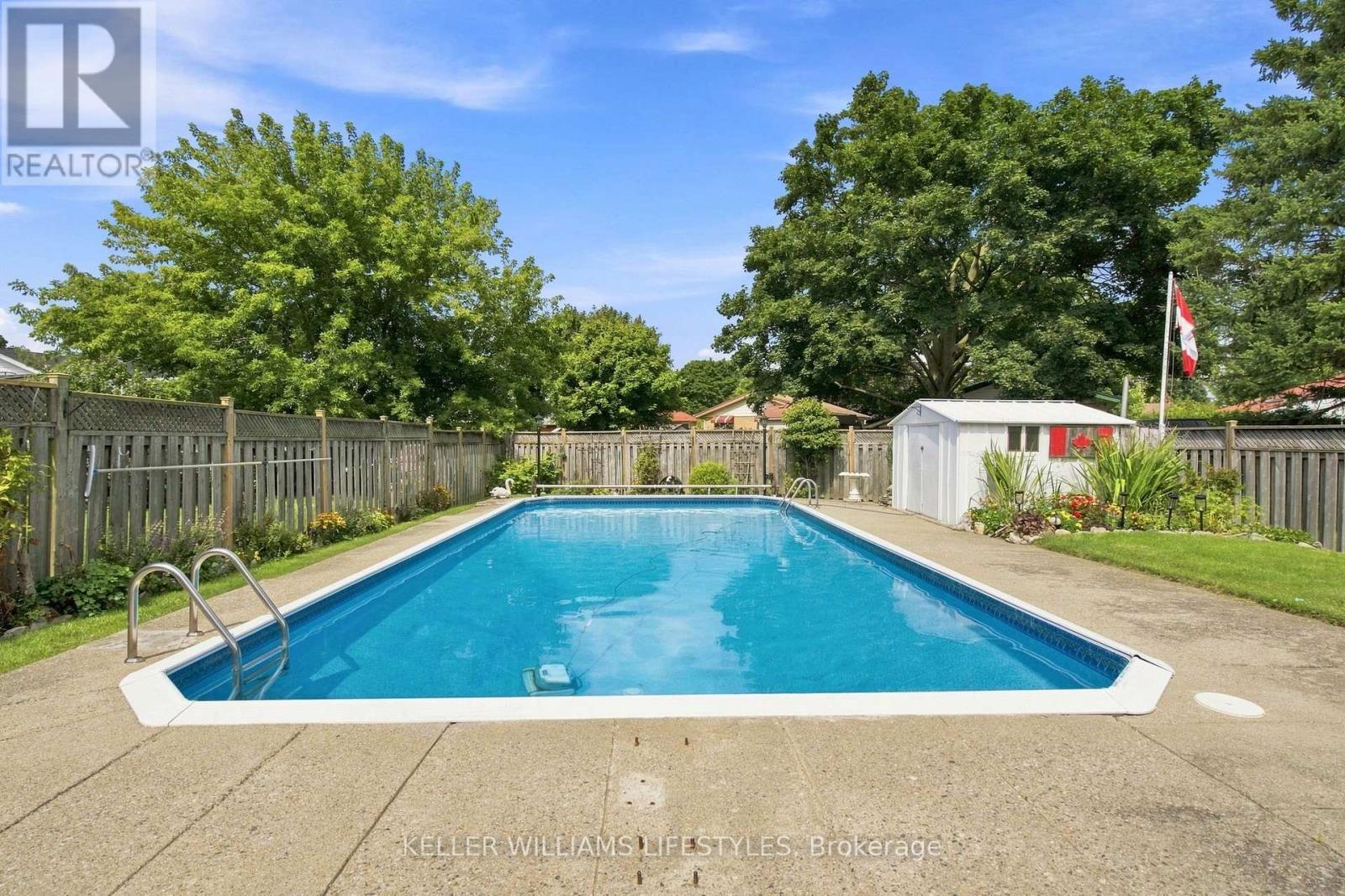 65 VILLENEUVE CRESCENT - Image 34
