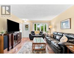 Family room - 65 Villeneuve Crescent, London East, ON N5V1M7 Photo 6