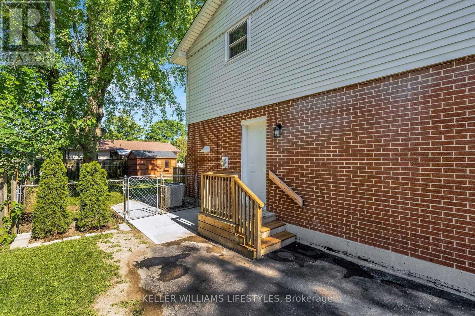 1704 CULVER DRIVE - 32