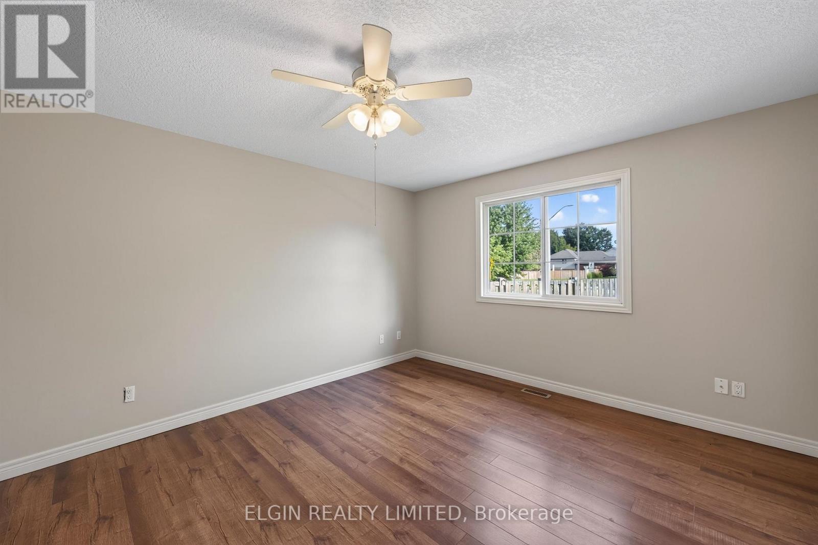 40 SCHREYER DRIVE - Image 17