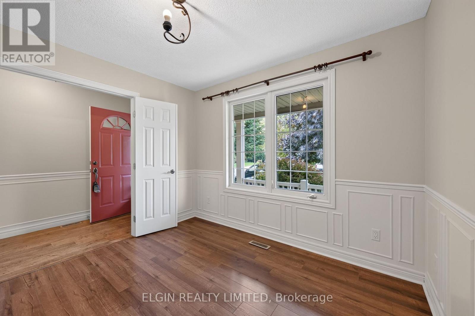 40 SCHREYER DRIVE - 20