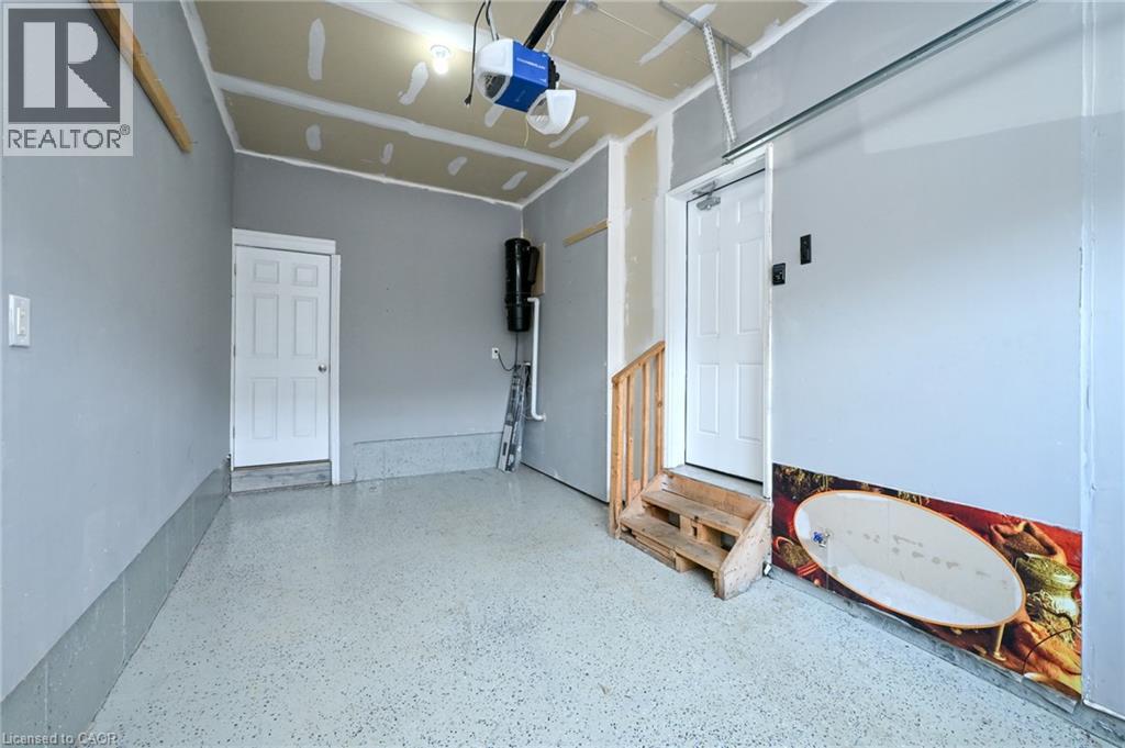 64 MAPLE CIDER Street - Image 6