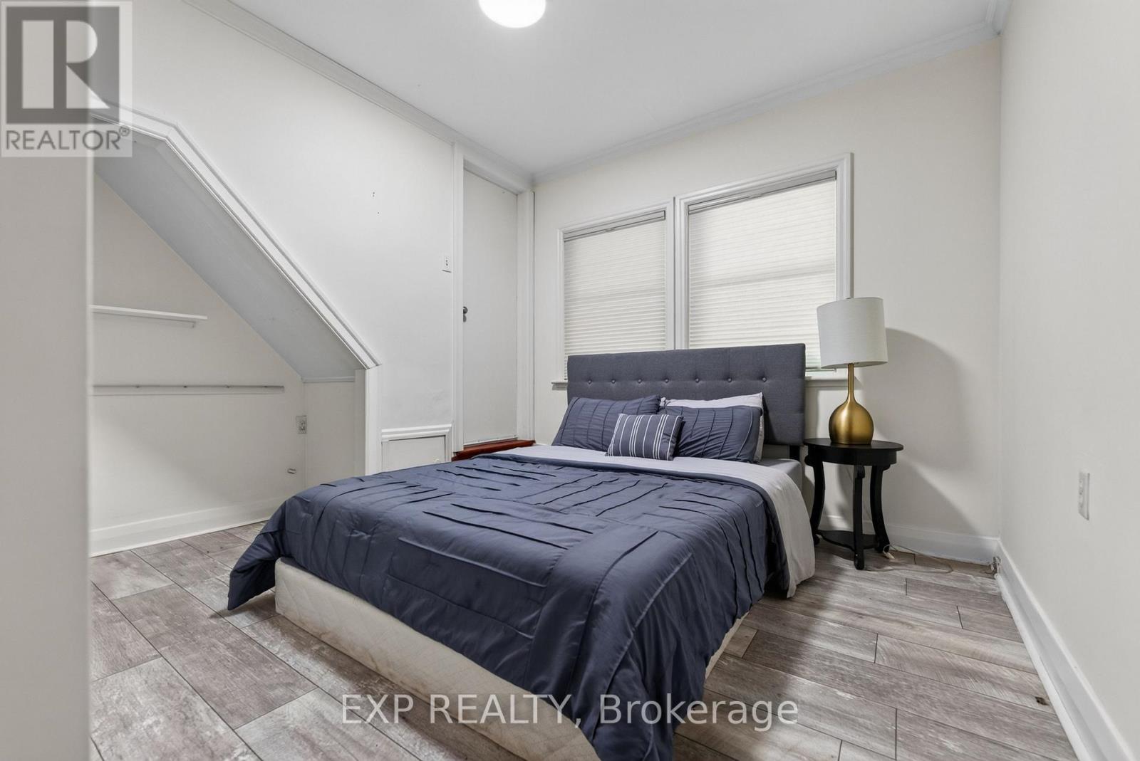 564 PROSPECT POINT ROAD N - Image 17