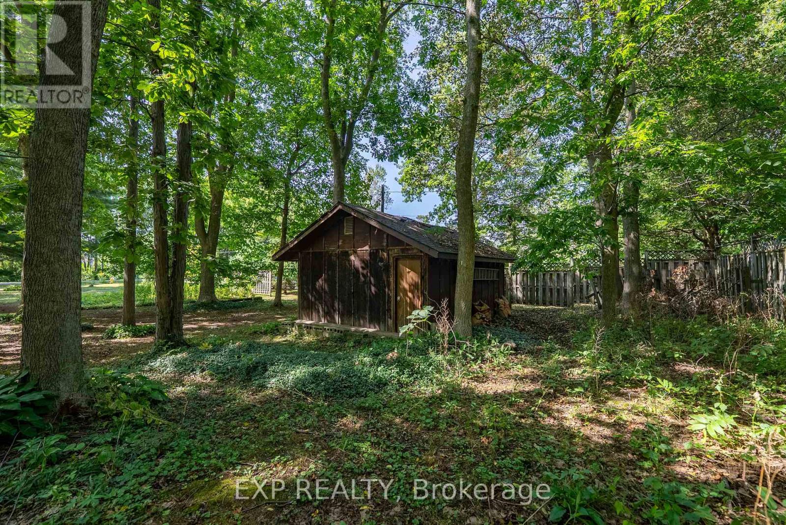564 PROSPECT POINT ROAD N - Image 34