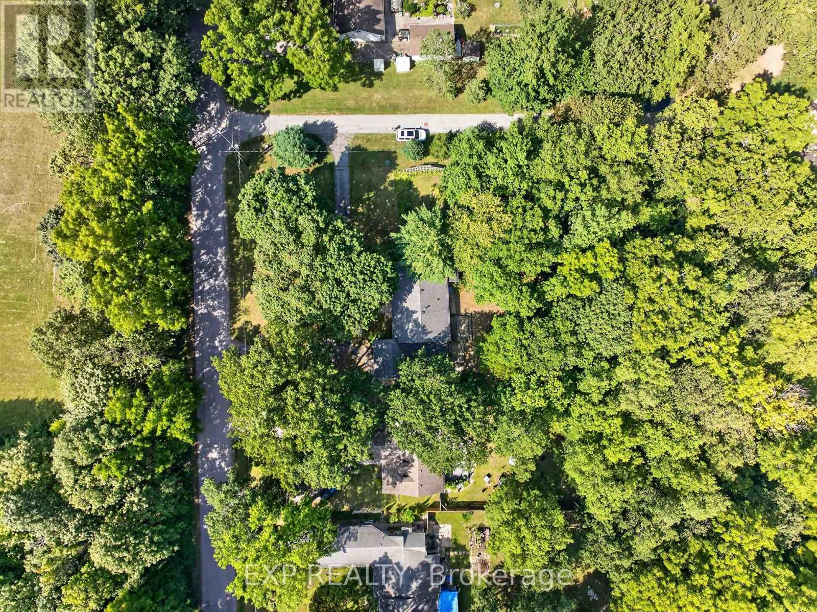 564 PROSPECT POINT ROAD N - 41