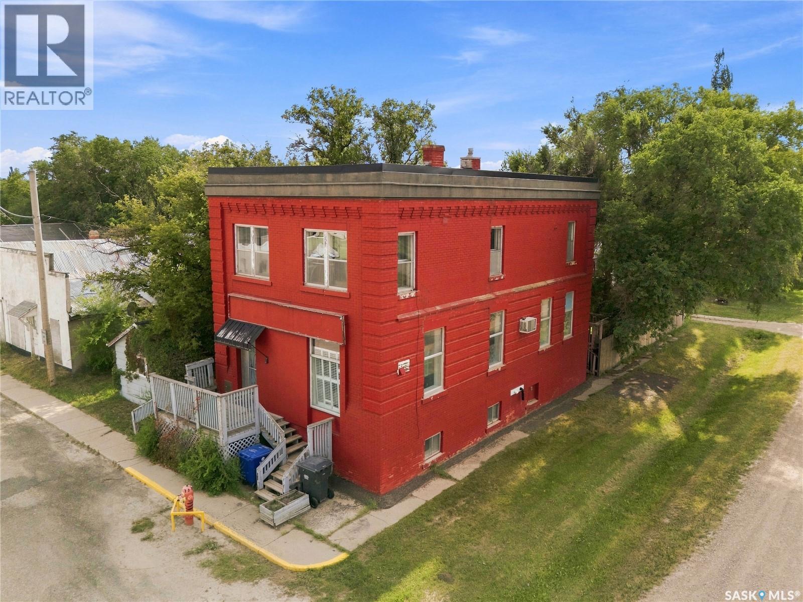 1002 9th STREET - Image 4