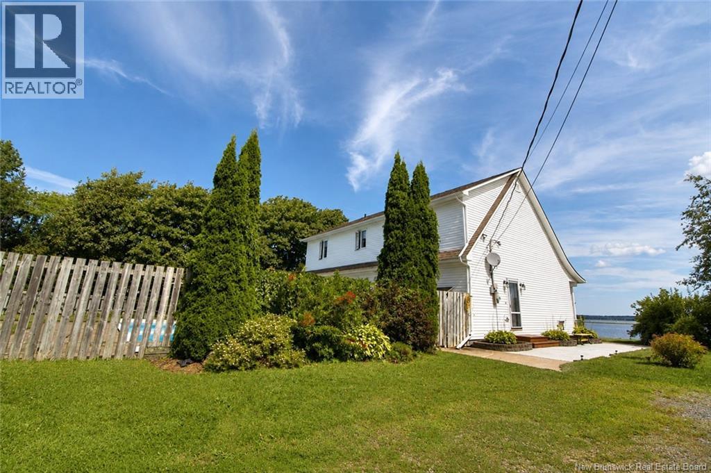 13 Maple Drive - 48