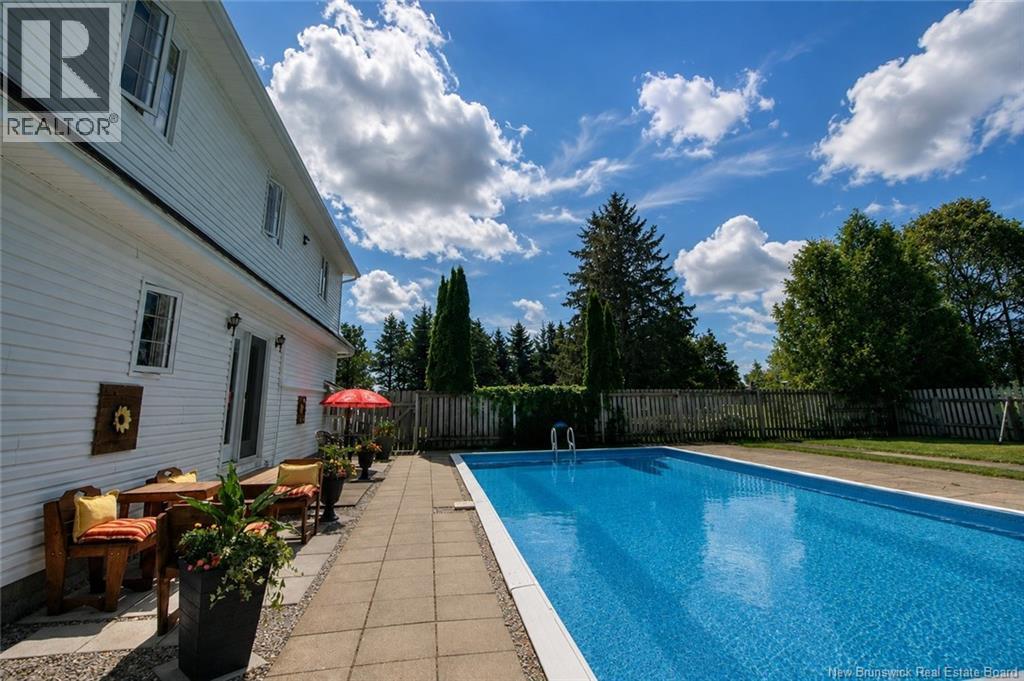 13 Maple Drive - 41