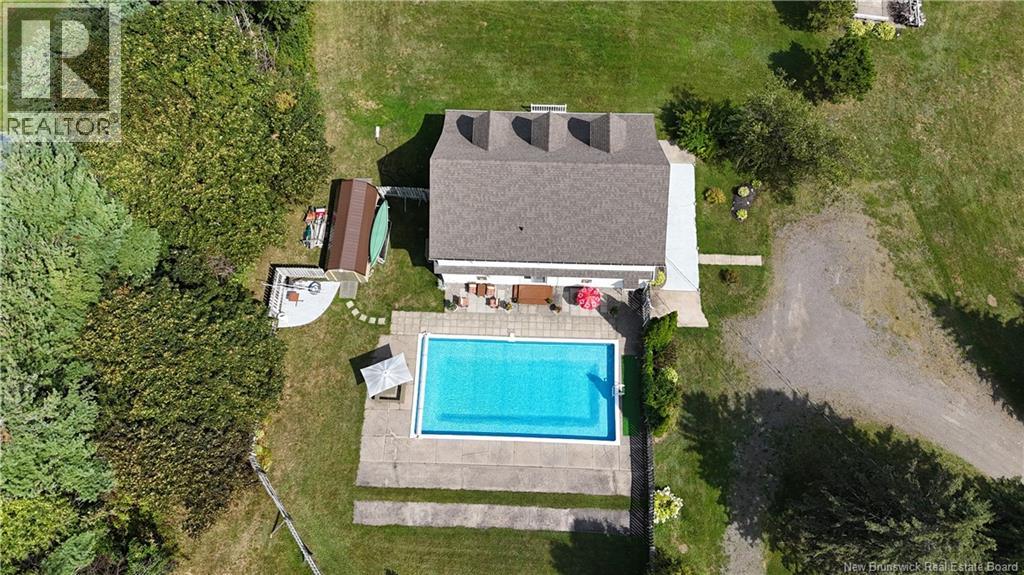 13 Maple Drive - 46