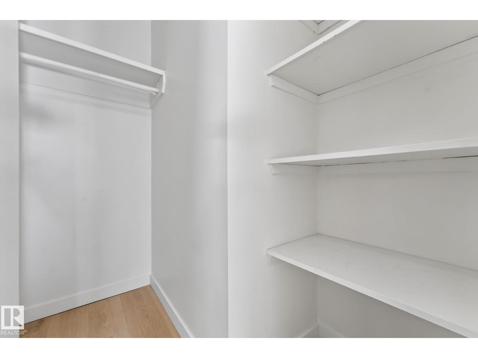 #207 11007 83 AV NW - 22