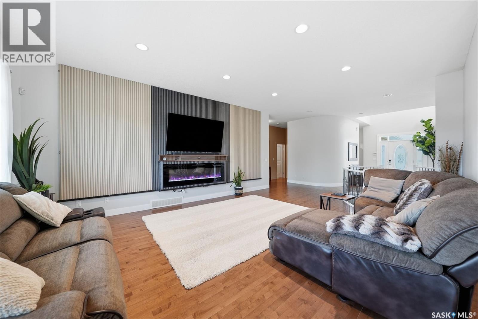 934 Maguire CRESCENT - Image 21