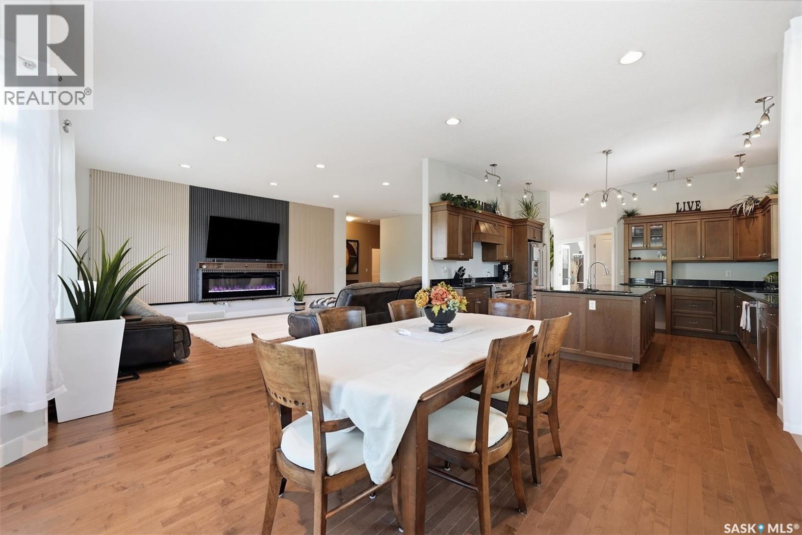 934 Maguire CRESCENT - Image 27