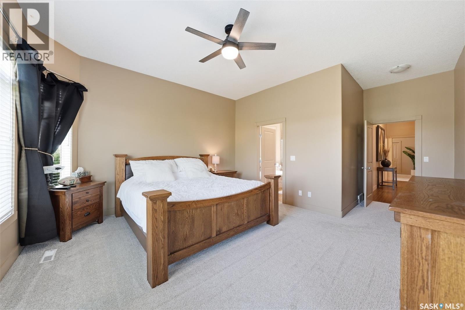 934 Maguire CRESCENT - Image 32