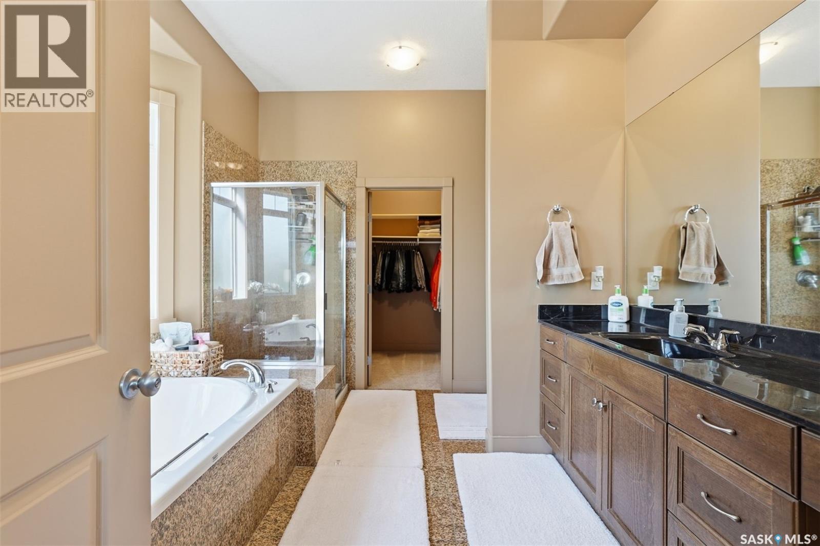934 Maguire CRESCENT - Image 33