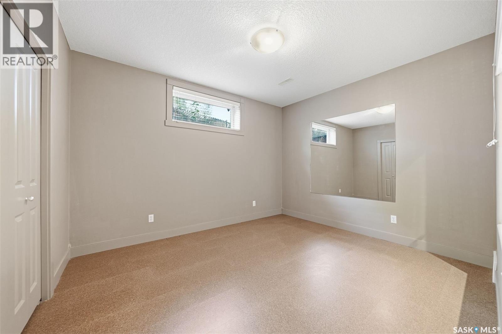934 Maguire CRESCENT - Image 48