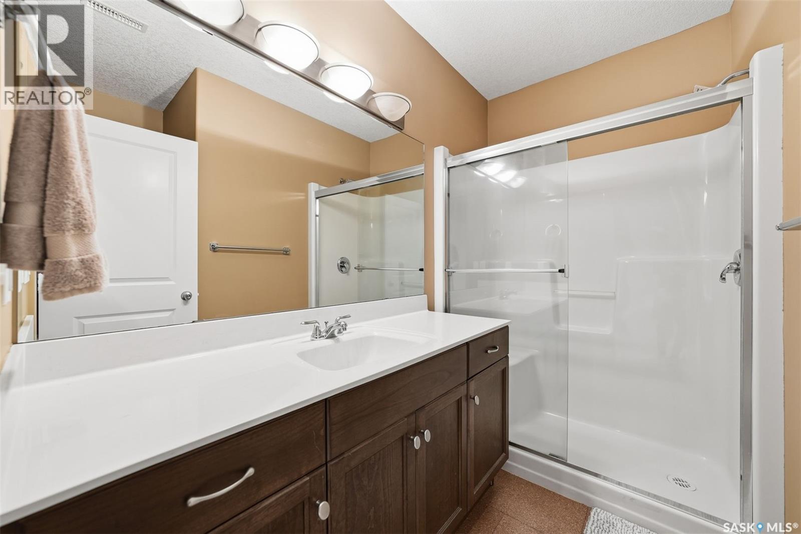 934 Maguire CRESCENT - Image 50