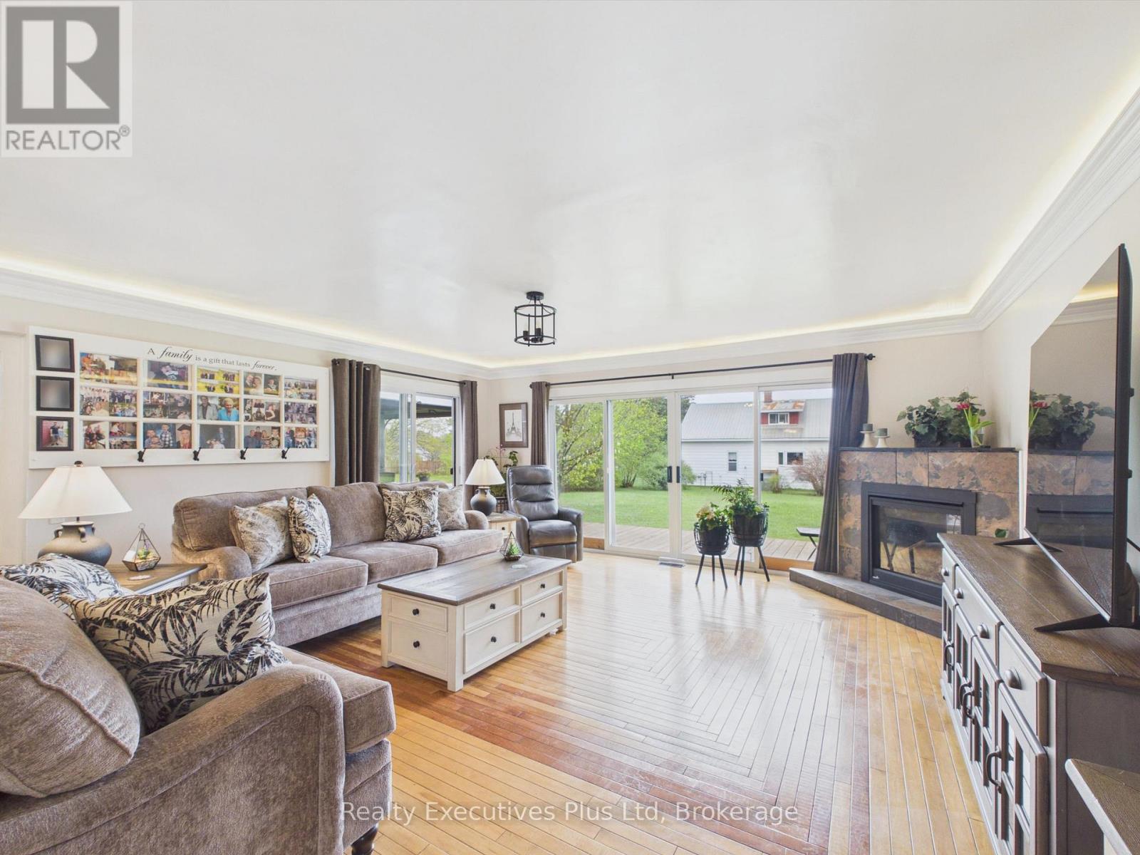 16 ALBERT STREET - Image 11
