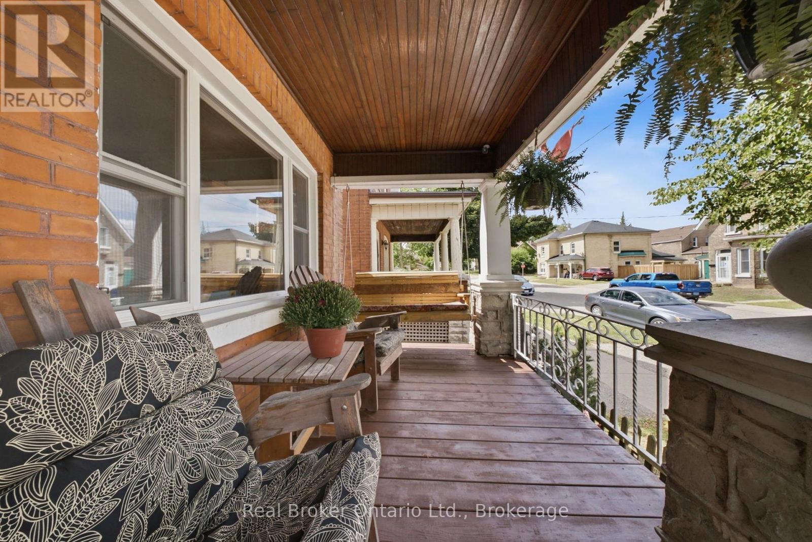 69 ARTHUR STREET - 5