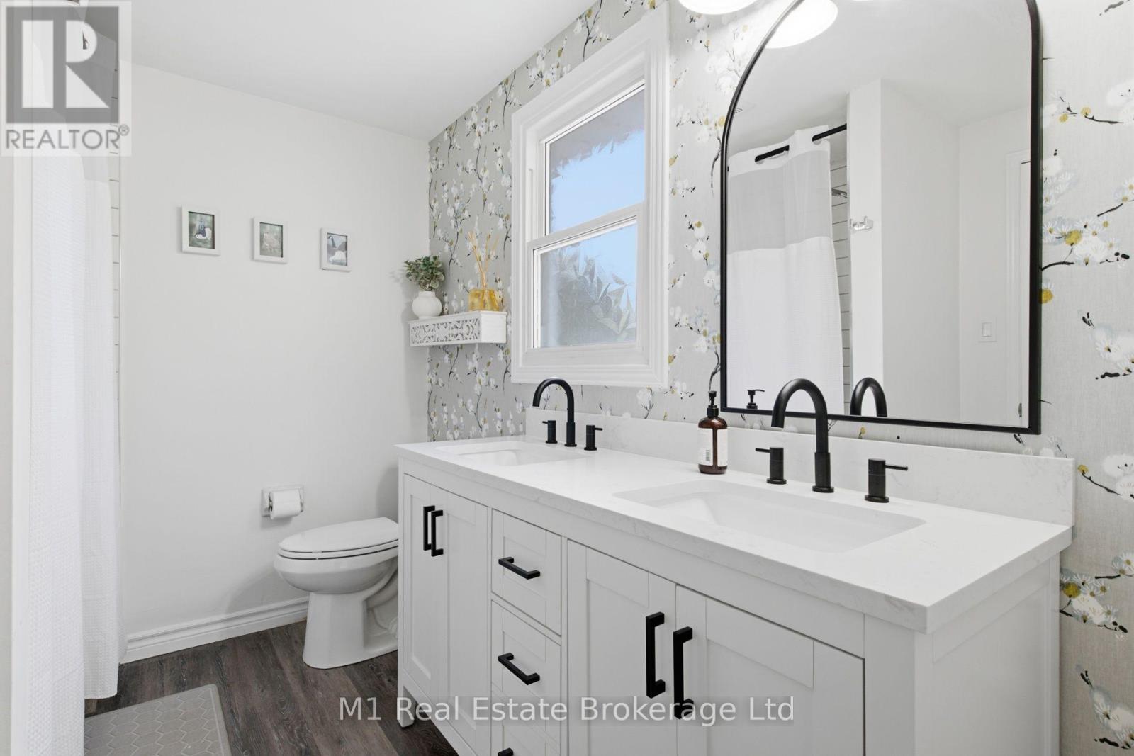 5 GRANDRIDGE CRESCENT - 20