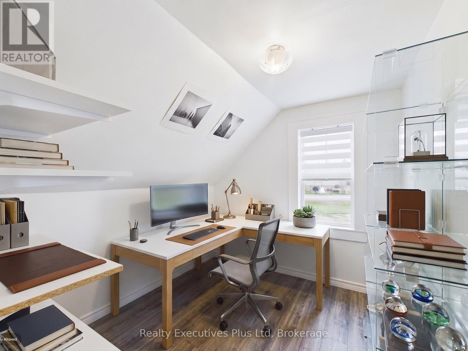 16 ALBERT STREET - 37