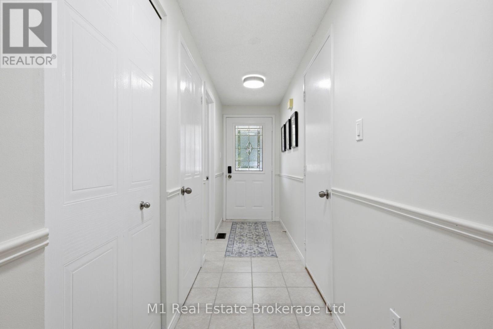 5 GRANDRIDGE CRESCENT - 4