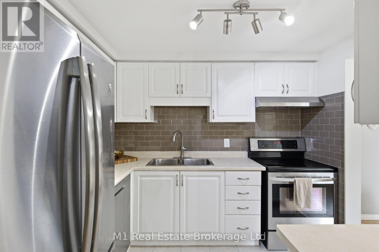 5 GRANDRIDGE CRESCENT - Image 13