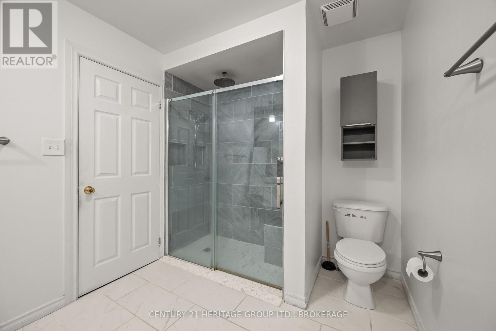 79 SPEERS BOULEVARD - Image 20