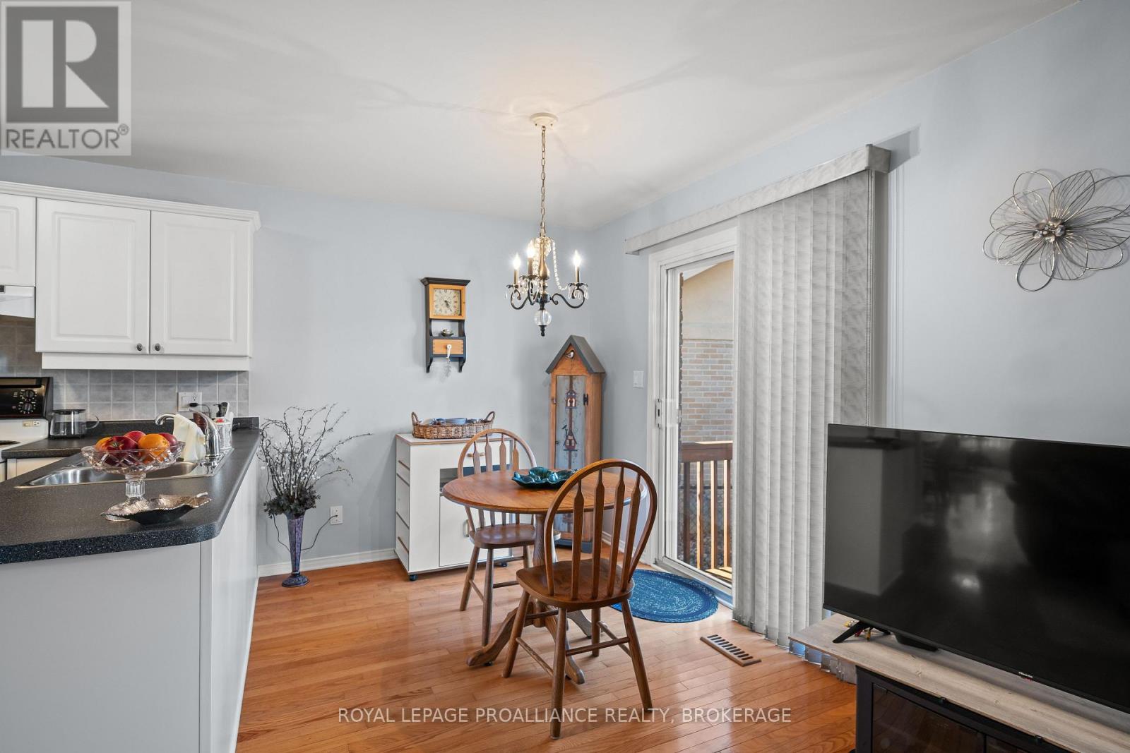 1264 HISTORIC WAY - 13