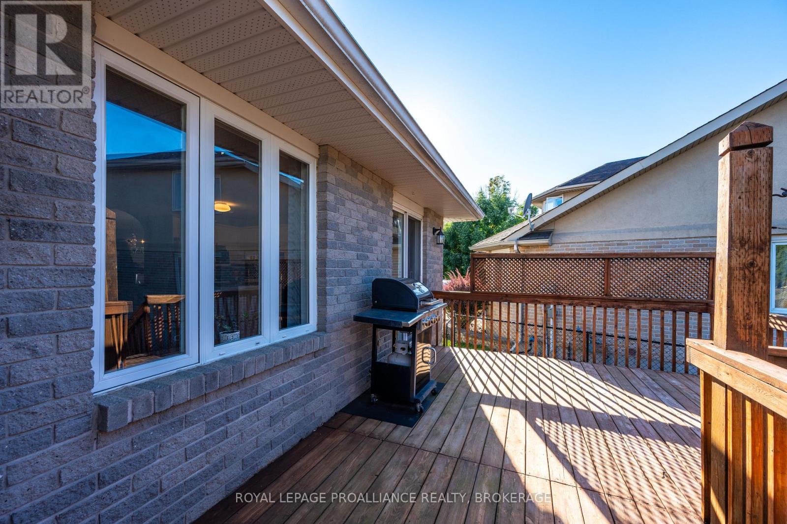1264 HISTORIC WAY - Image 38