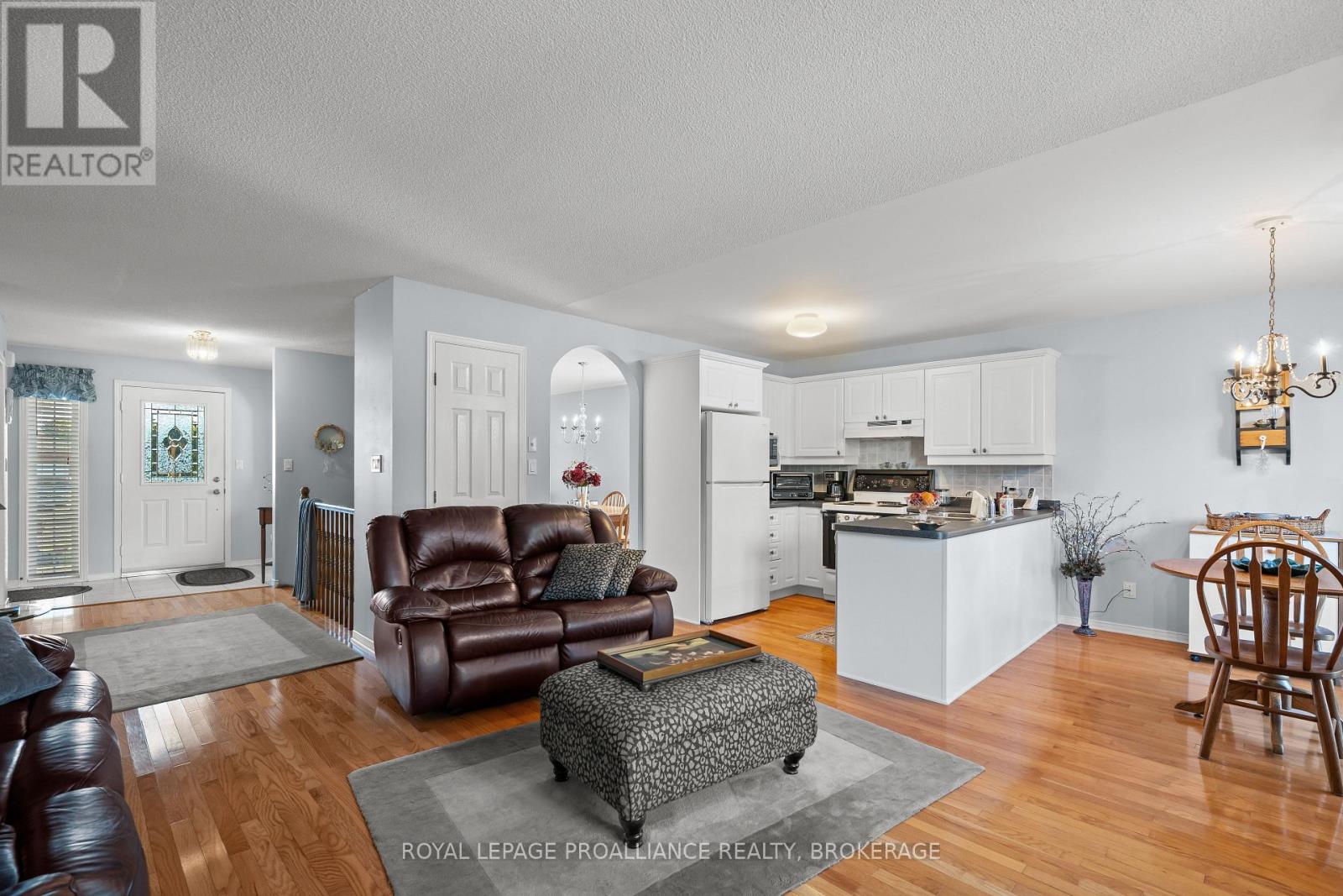 1264 HISTORIC WAY - 14
