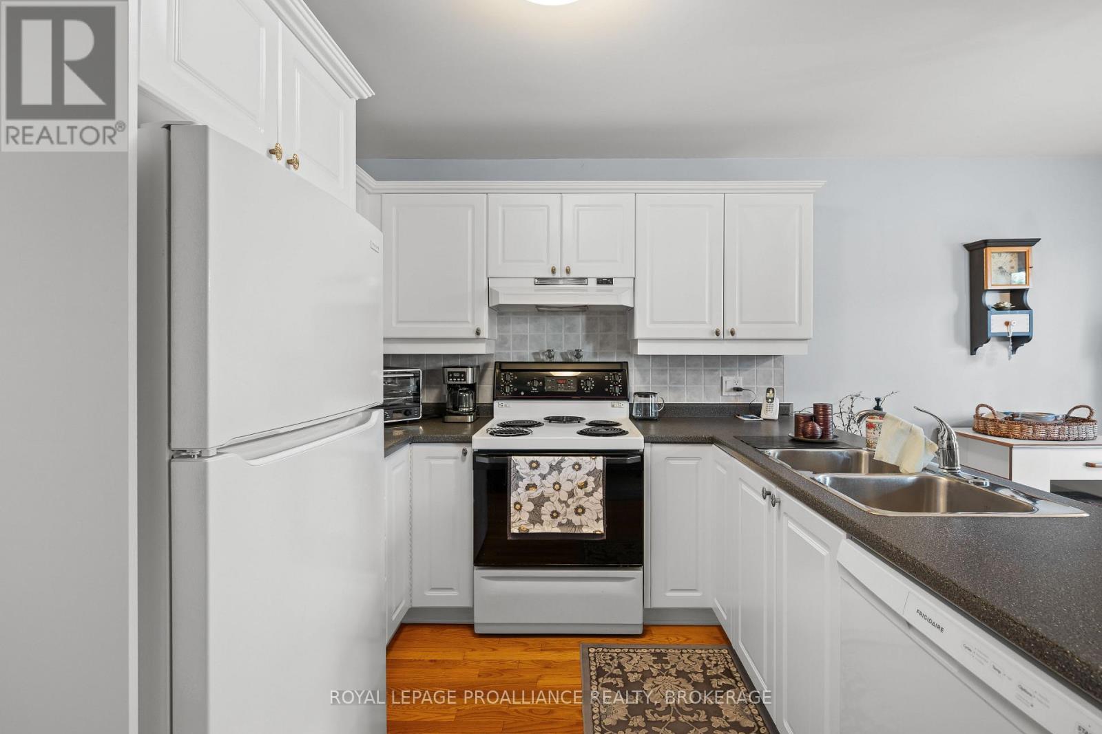 1264 HISTORIC WAY - 10