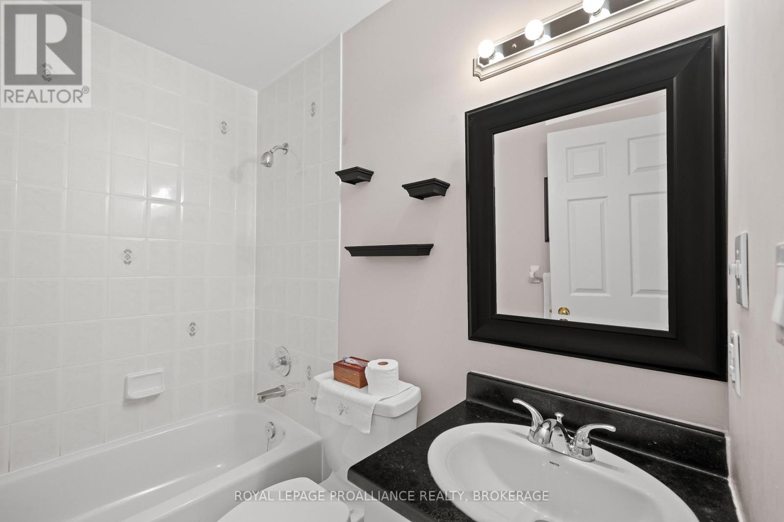 1264 HISTORIC WAY - Image 27