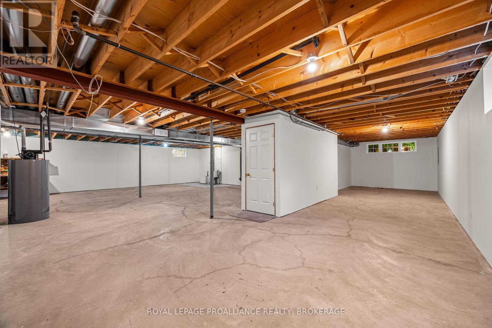 1264 HISTORIC WAY - 28