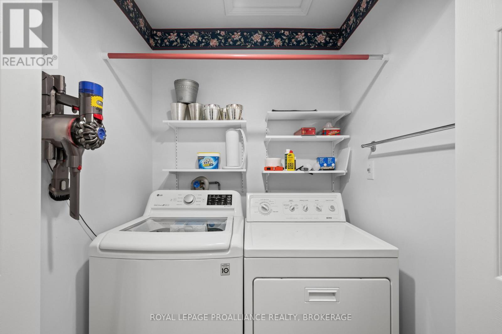 1264 HISTORIC WAY - 15