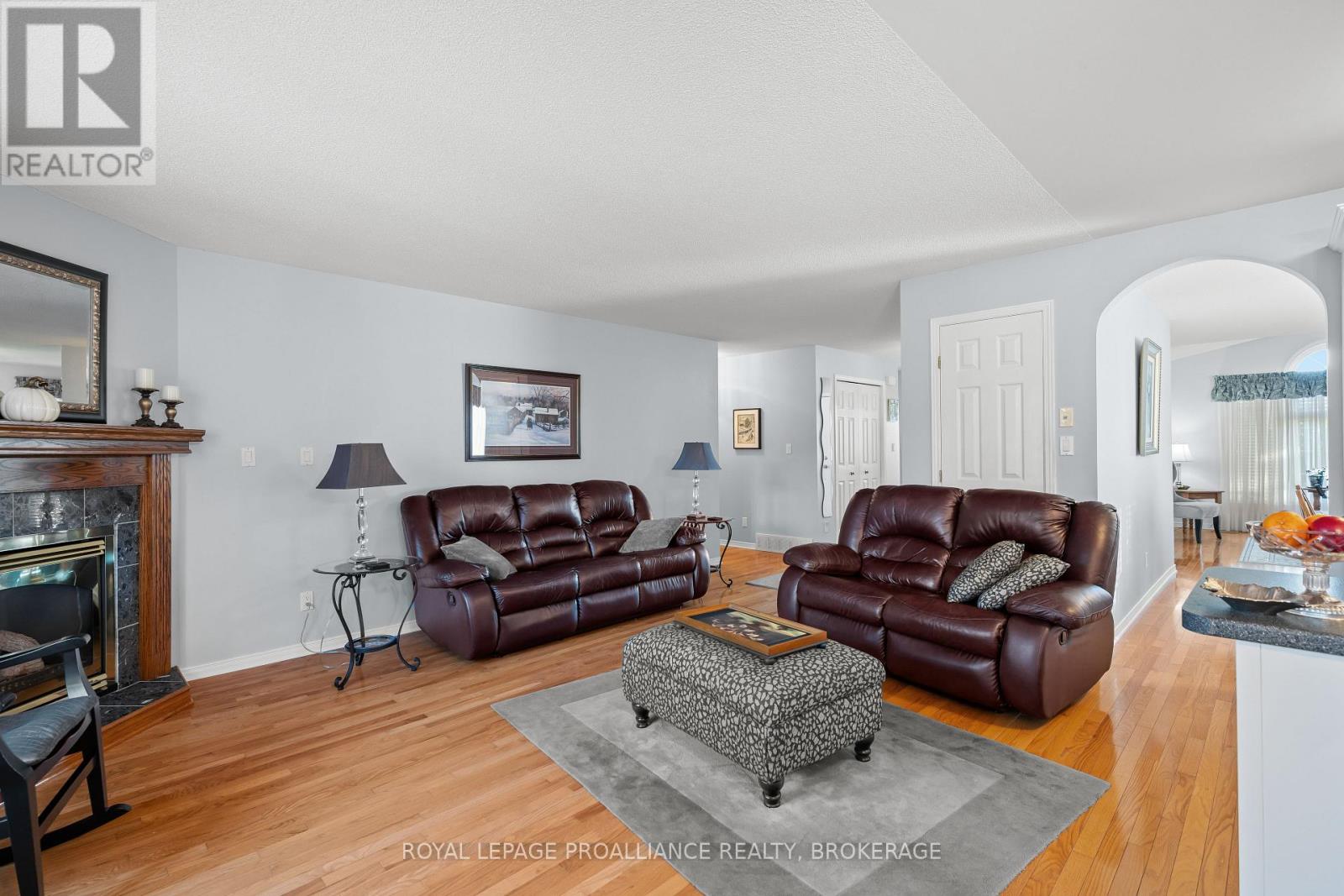 1264 HISTORIC WAY - 12