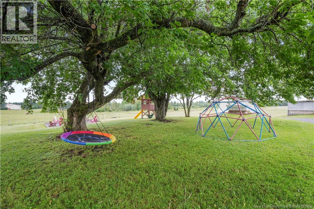 111 Wilmot Road - Image 27