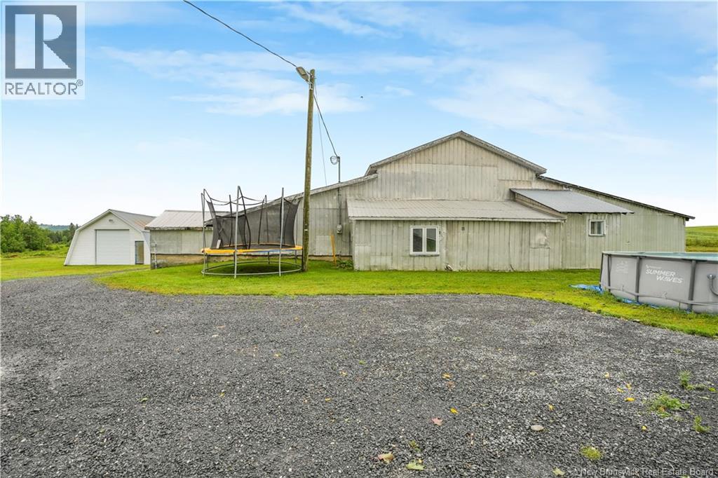 111 Wilmot Road - Image 25