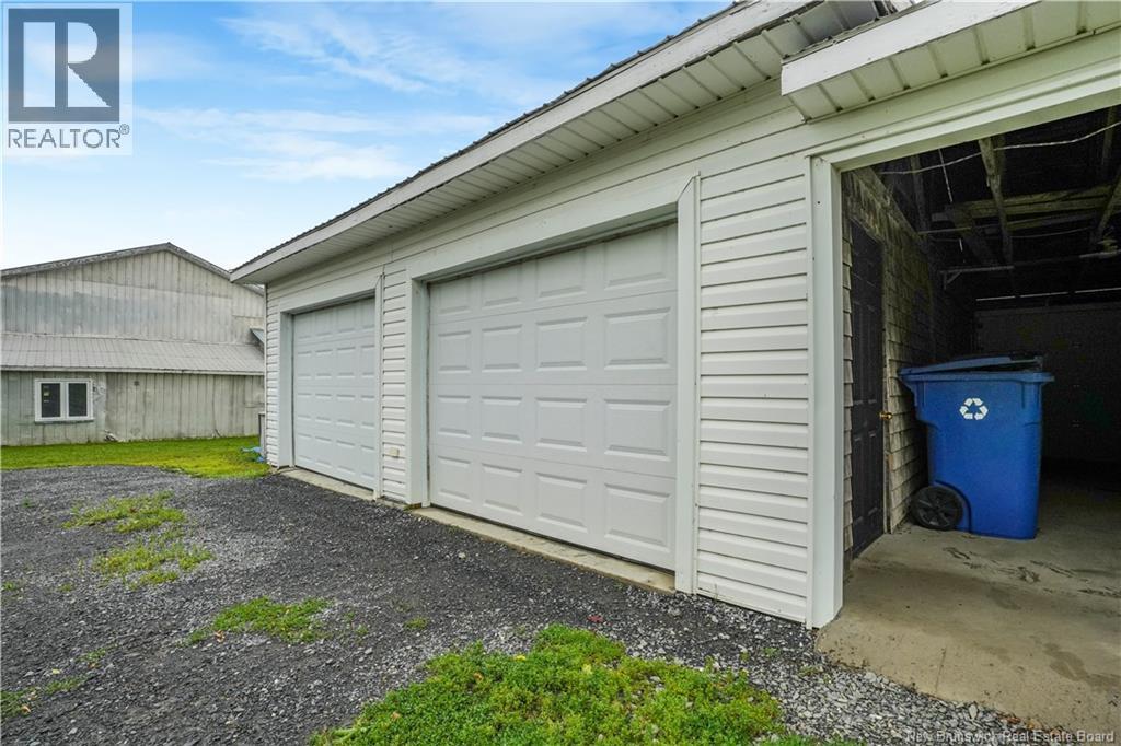 111 Wilmot Road - Image 23