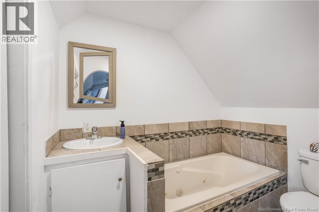 111 Wilmot Road - Image 20