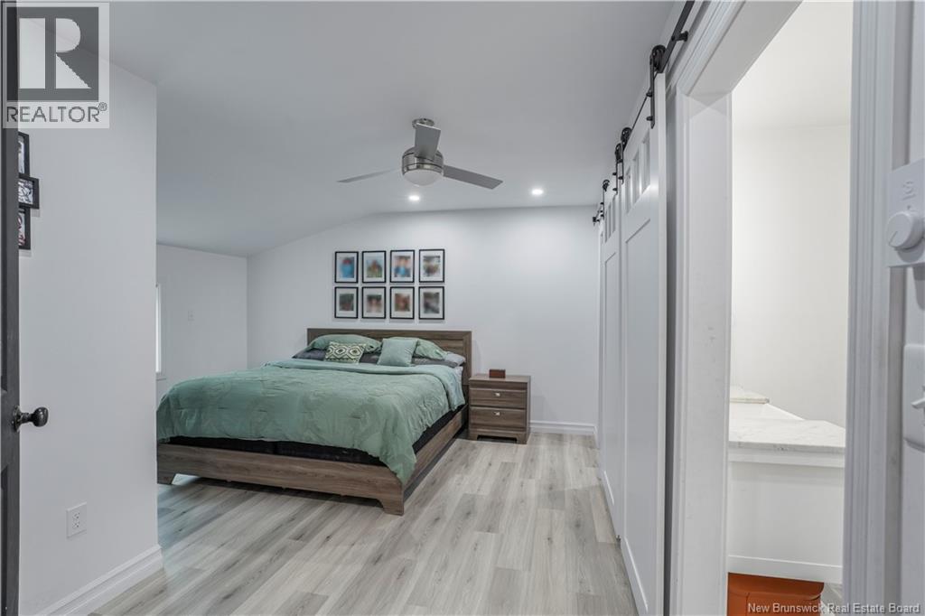 111 Wilmot Road - Image 11