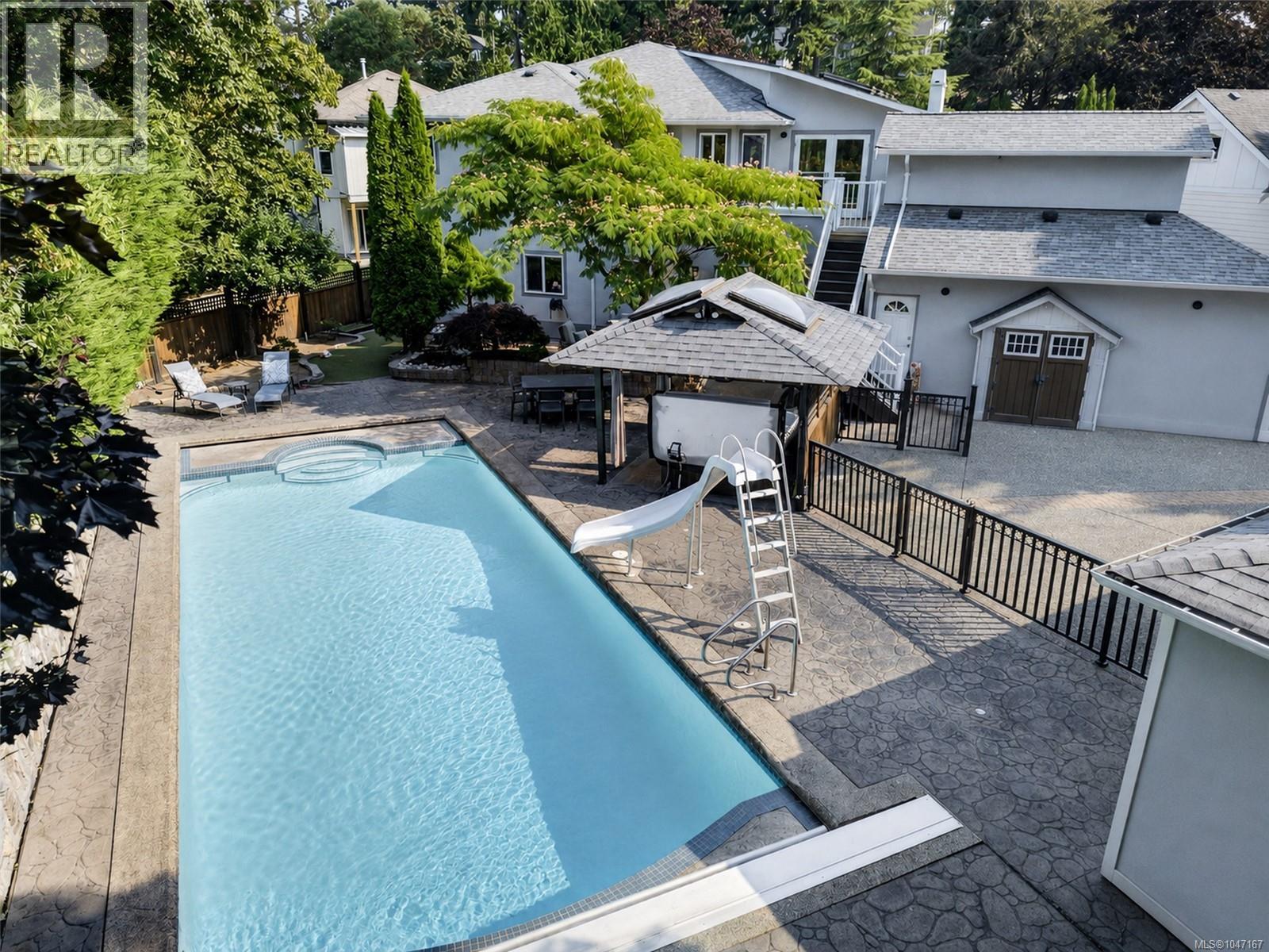 16 Edwards Estates Rd - 3