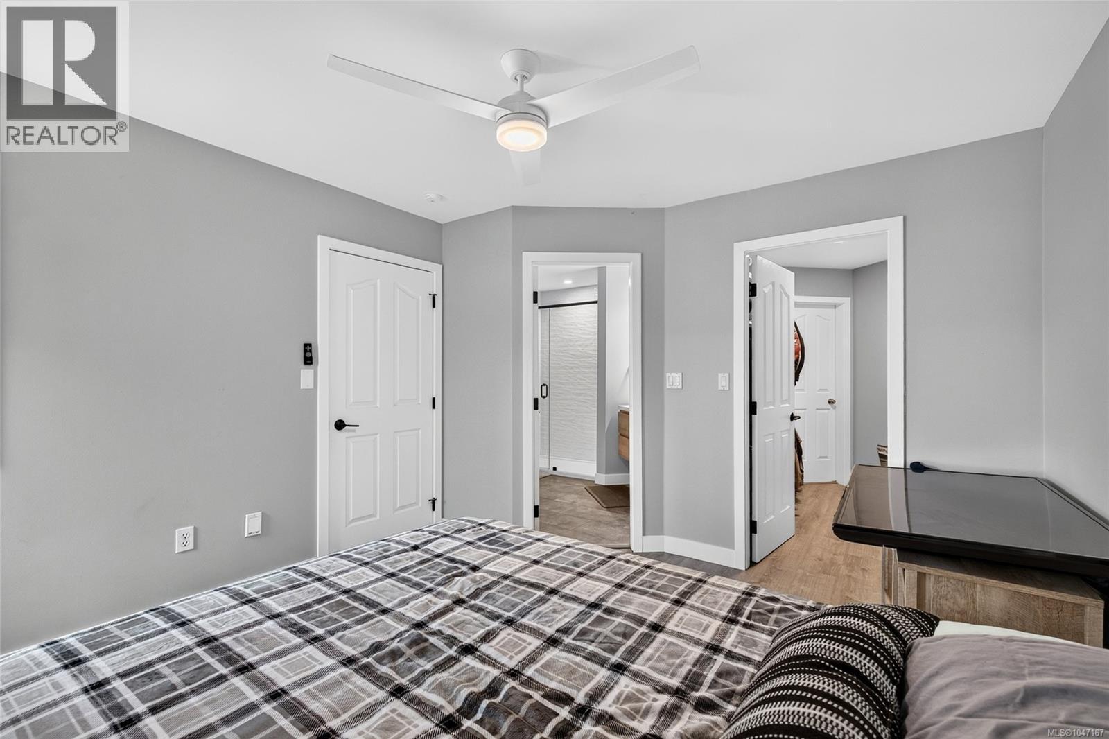 16 Edwards Estates Rd - 46