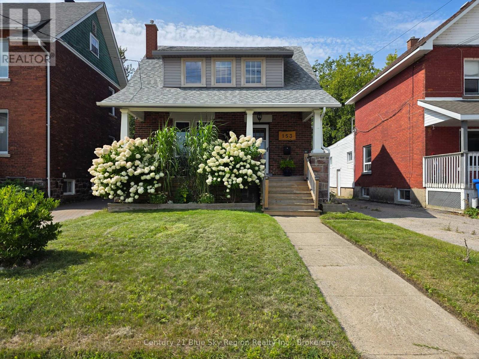 153 FIRST AVENUE W - 2