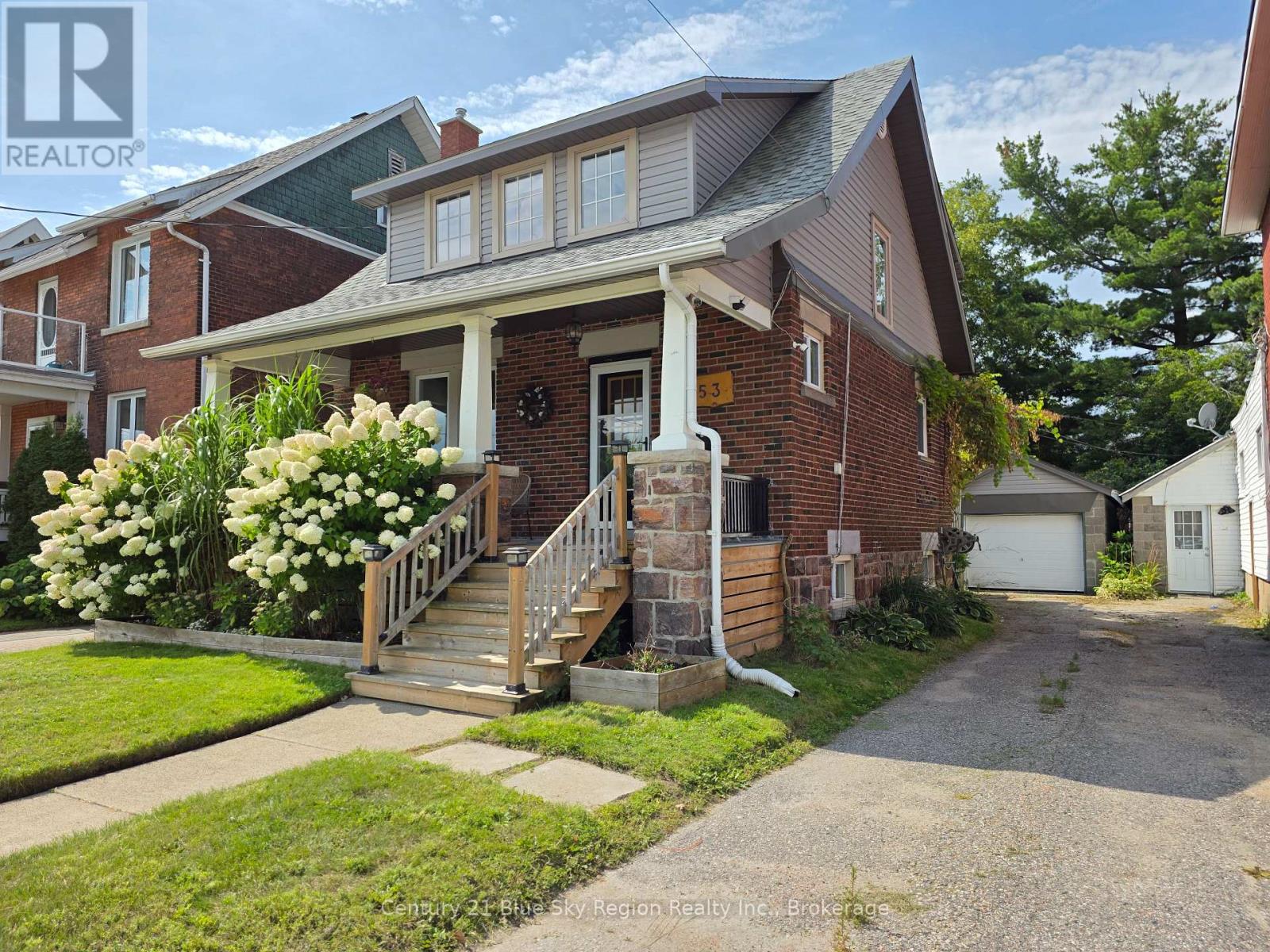 153 FIRST AVENUE W - Image 3