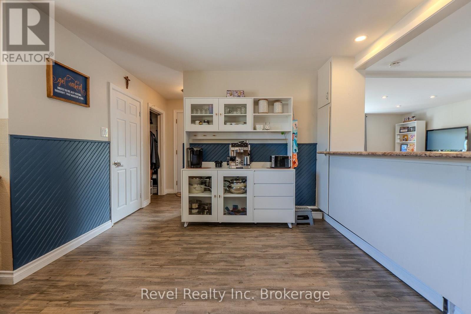 257 LEE AVENUE - Image 15