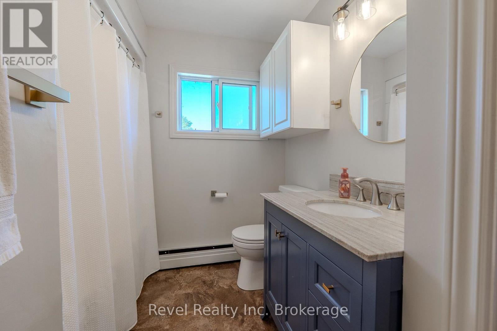 257 LEE AVENUE - Image 18