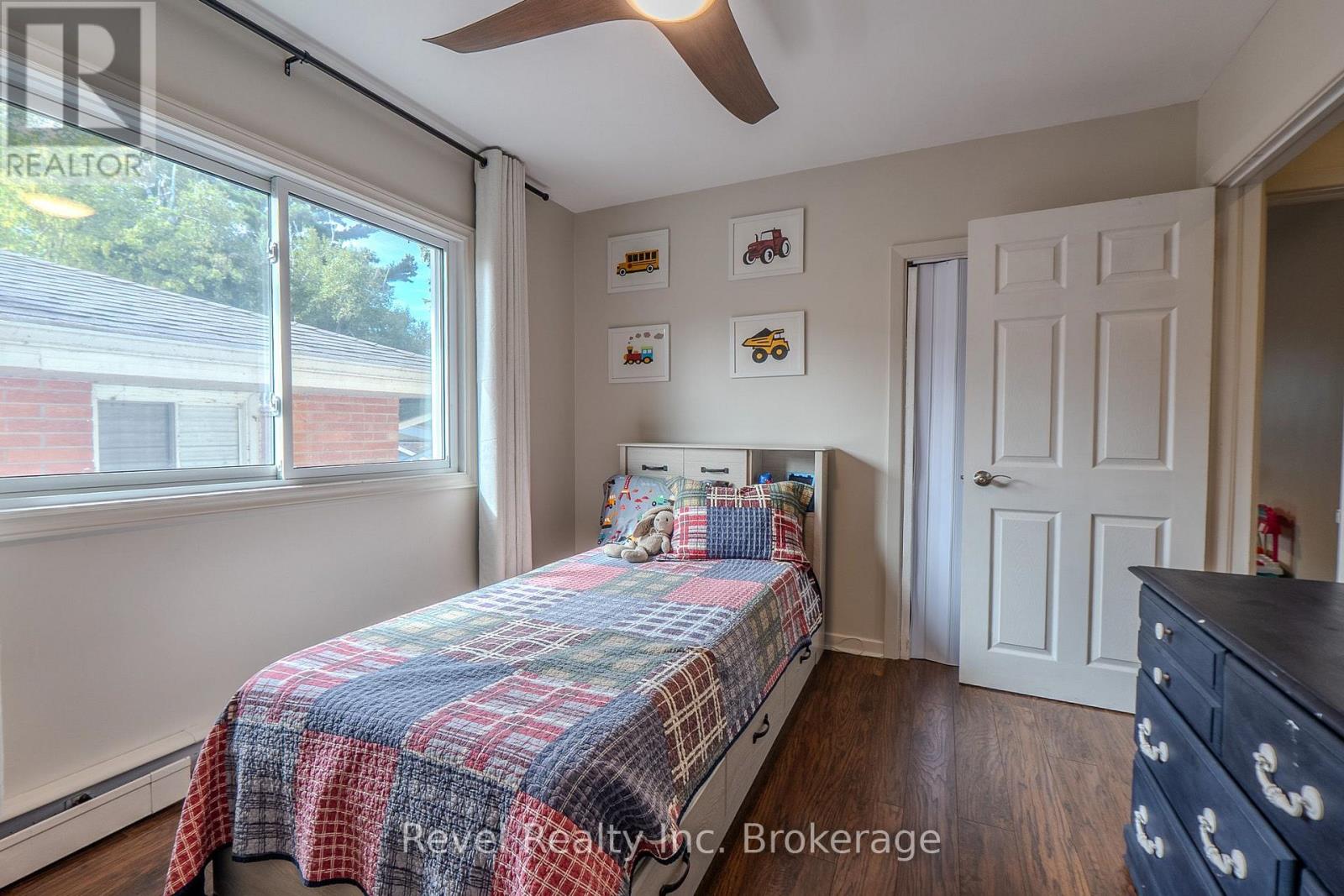 257 LEE AVENUE - Image 20
